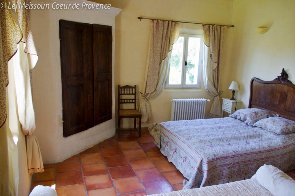 Lei Meissoun Mallemort Habitación foto
